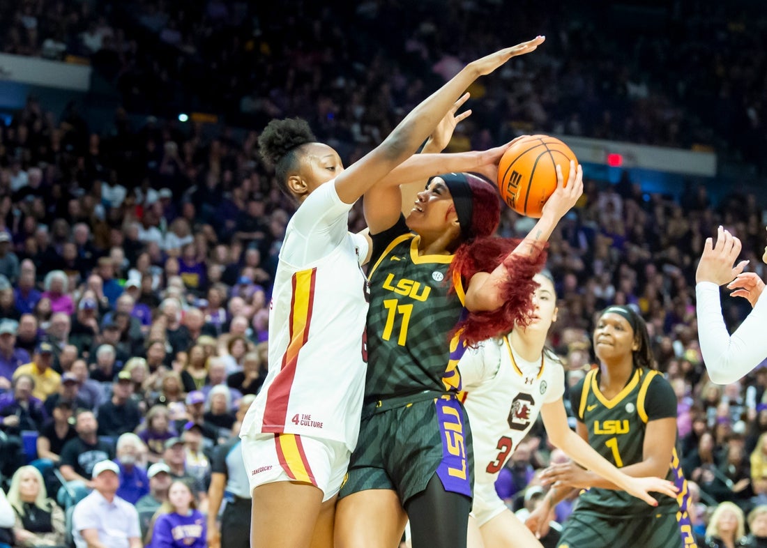 No. 3 South Carolina extends dominance of No. 6 LSU with road win